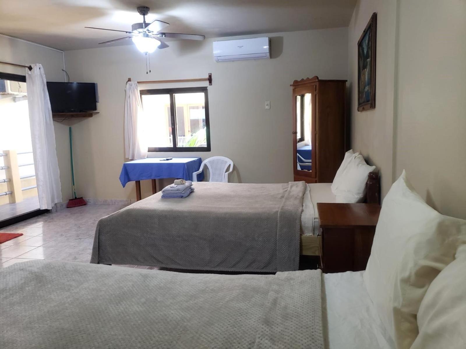 Beach Side Condos Caye Caulker By Ccvh Exterior foto